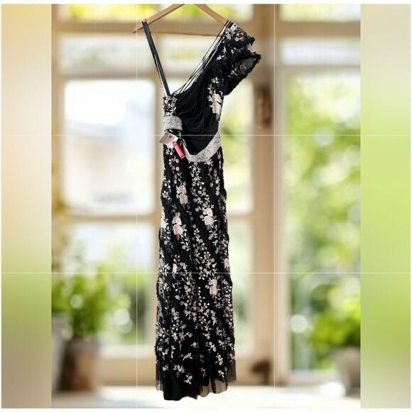 Mac Duggal Embroidered One Shoulder Gown Black Floral Lace up Dress NWT - Picture 4 of 16